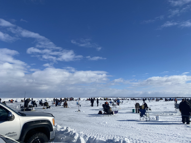 Manitobans encouraged to take part in free winter family fishing