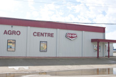 Co-opAgroCentre_GilbertPlains_Spring001.jpg