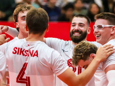 Dauphin's Love Fuels Maple Volleys