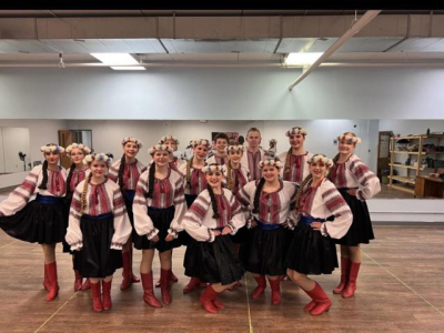 Ukrainian Dance, One Stage, 850 Strong